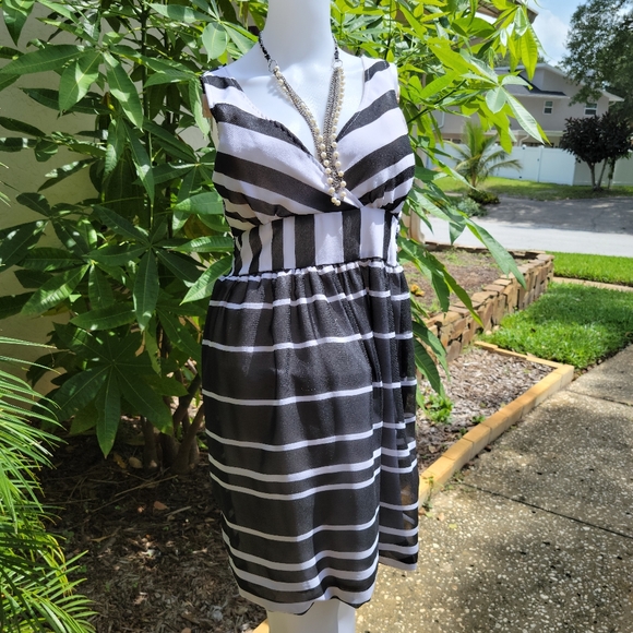 Dots Cocktail Casual Party Dress Size Small - Picture 3 of 8